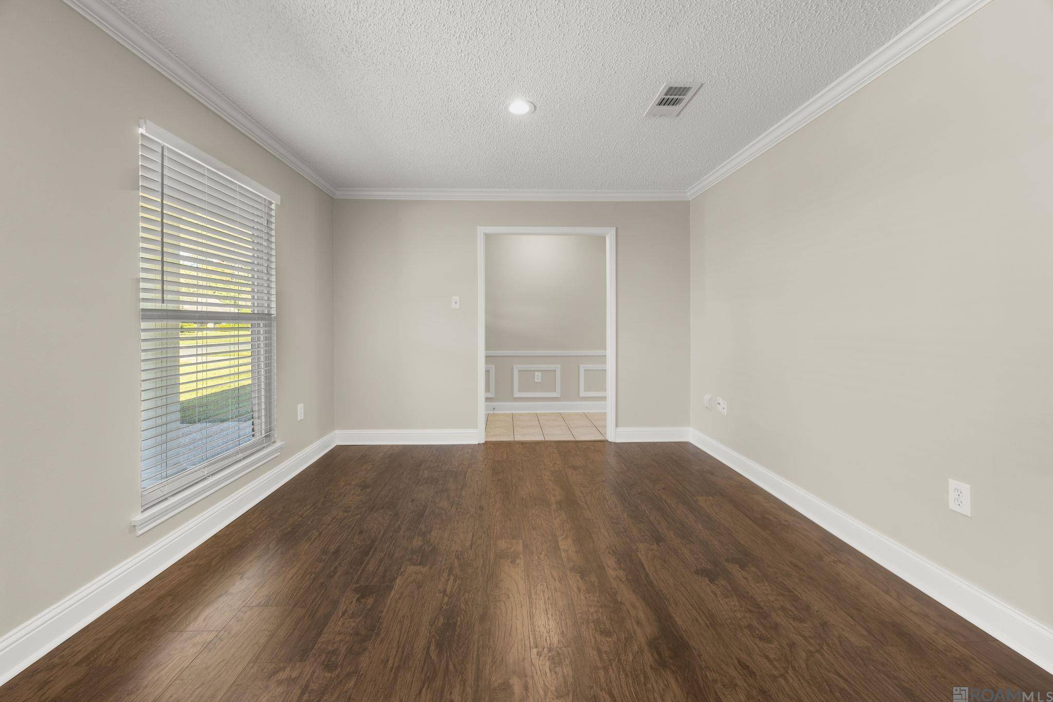 Baton Rouge, LA 70816,2333 Walnutwood Dr