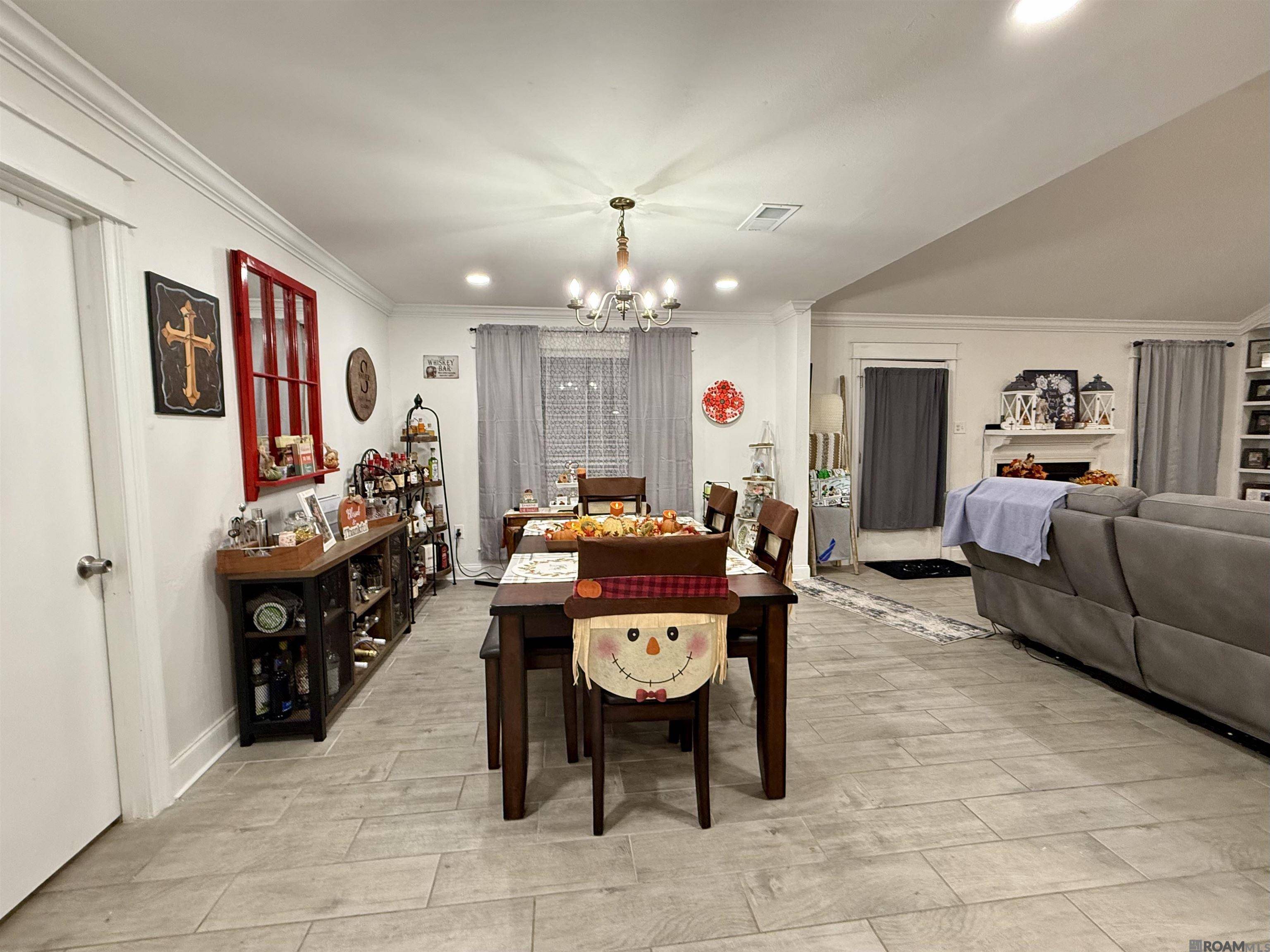 Baton Rouge, LA 70818,9715 Hardwood Dr