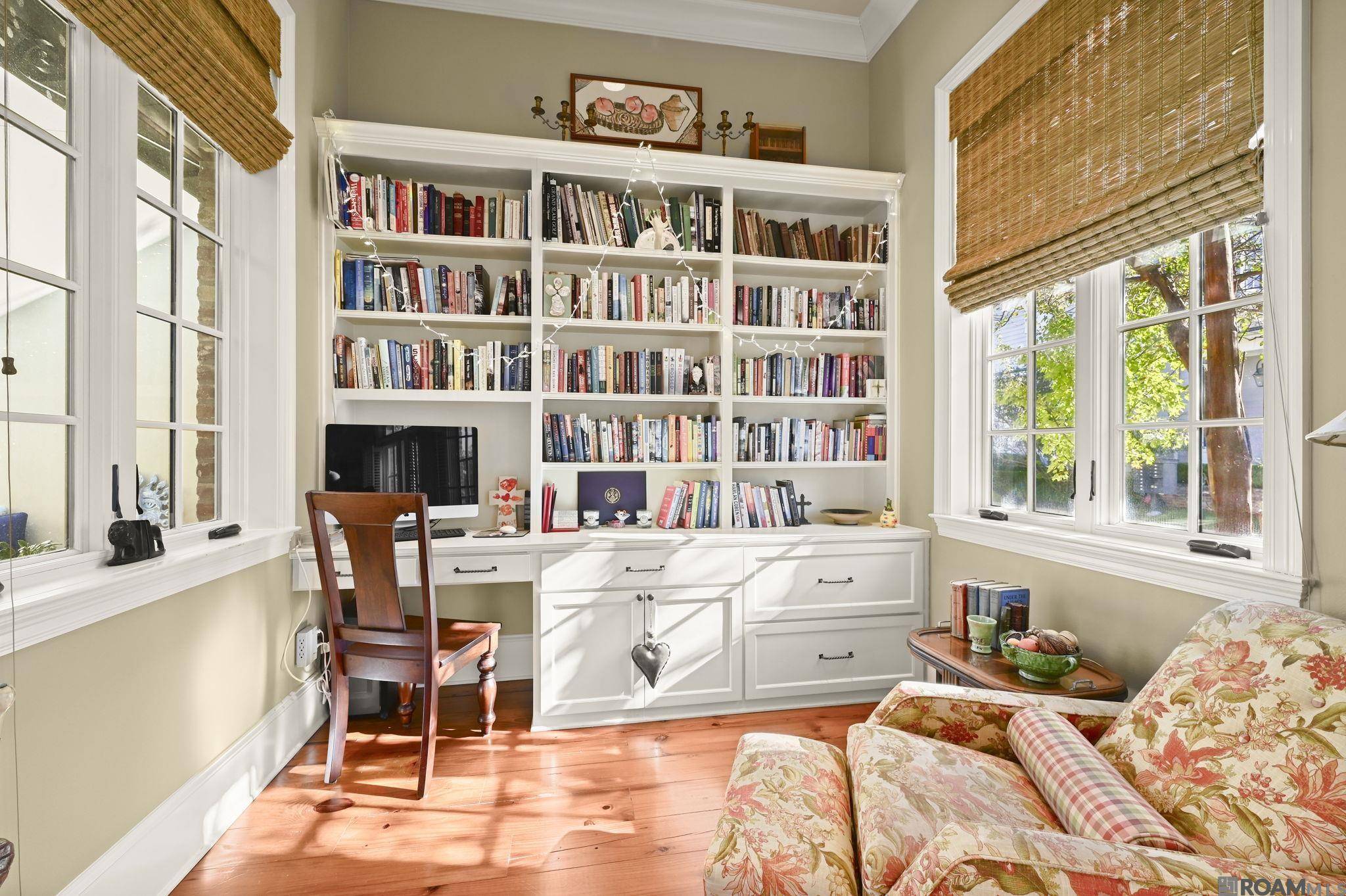 Baton Rouge, LA 70808,2207 Perkins Ln