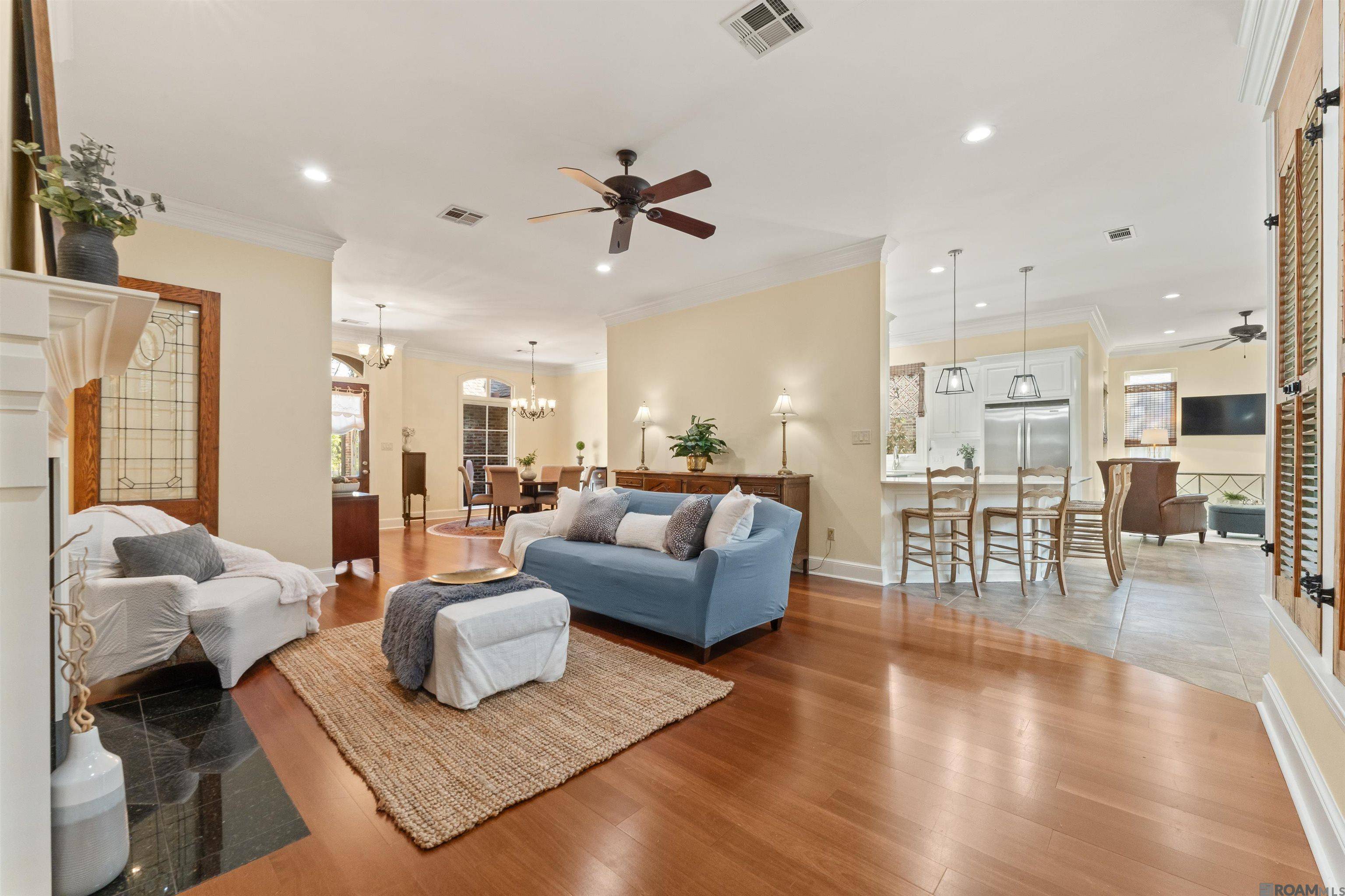 Baton Rouge, LA 70808,2102 Sassy Ln