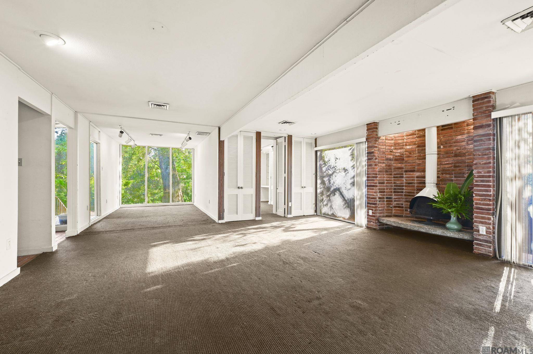 Baton Rouge, LA 70808,4945 Newcomb Dr