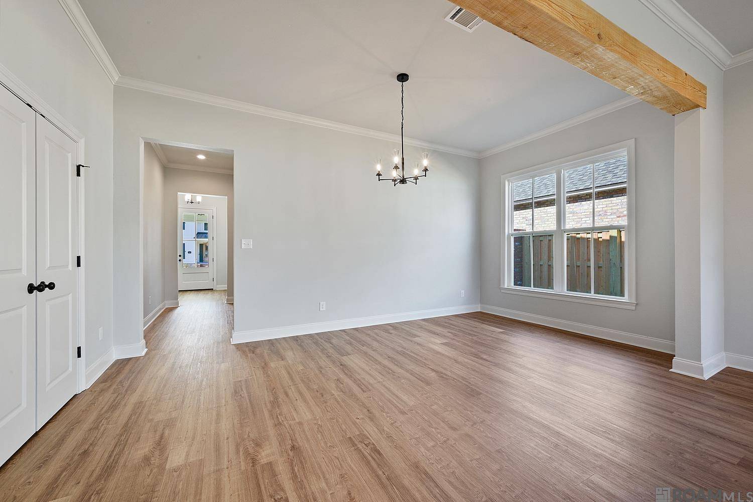 Baton Rouge, LA 70810,2729 Shore Side Avenue