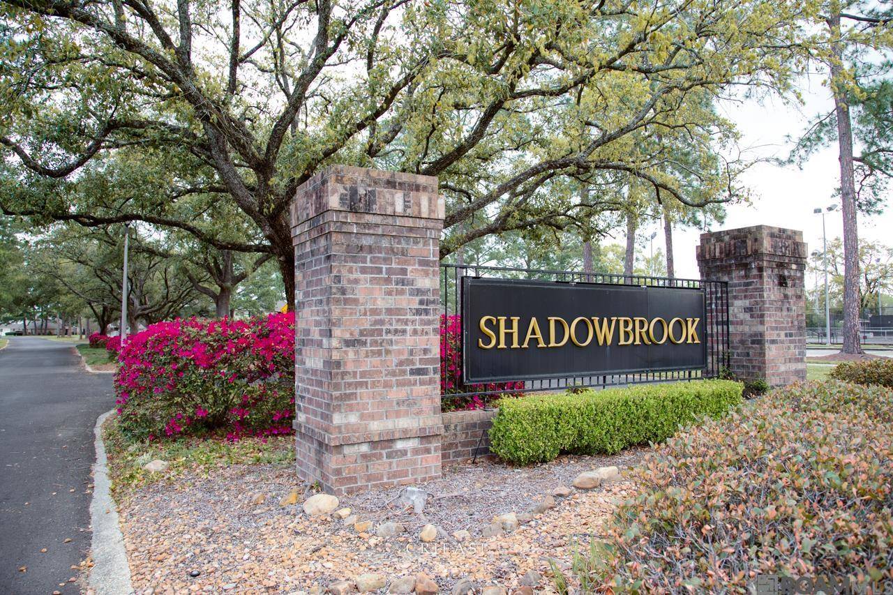 Baton Rouge, LA 70816,2406 Shadowbrook Dr