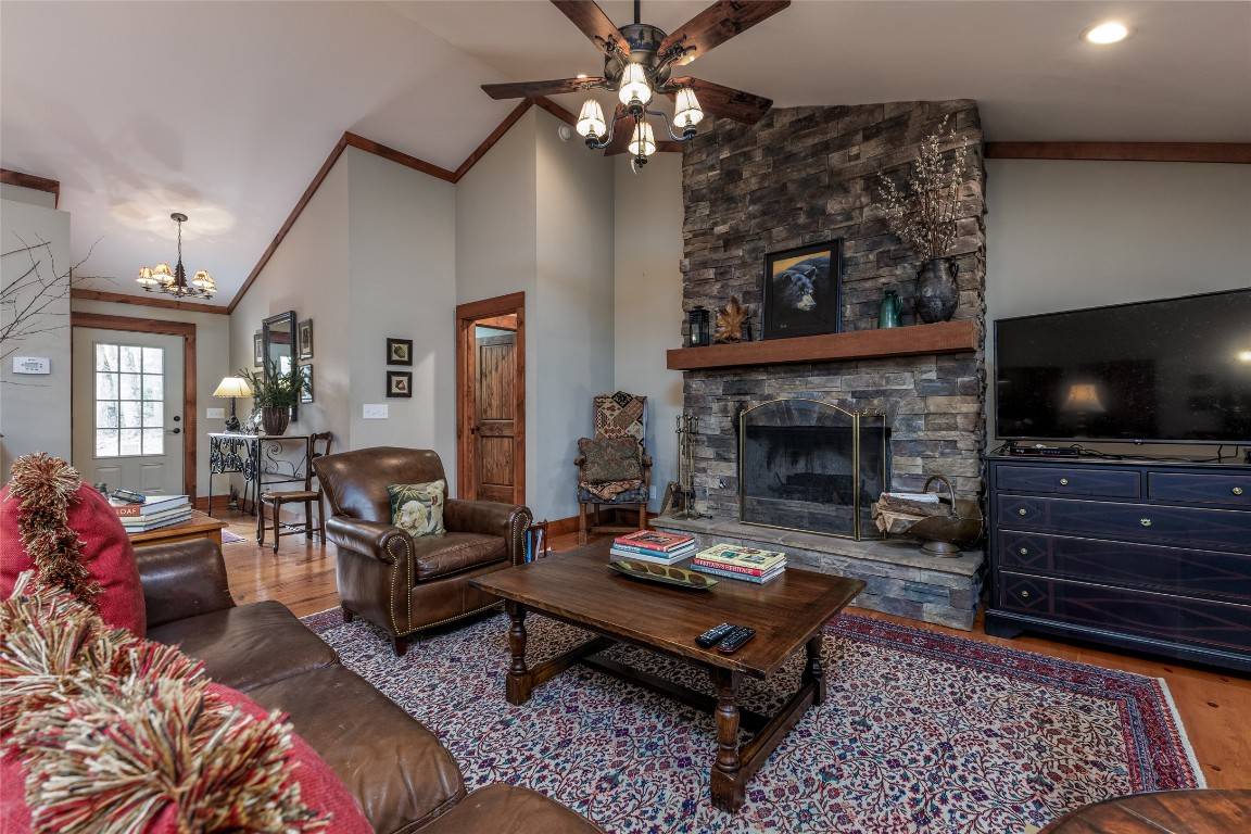 Sapphire, NC 28774,2132 Black Oak DR