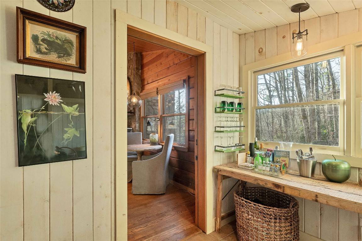 Highlands, NC 28741,494 Satulah Ridge RD