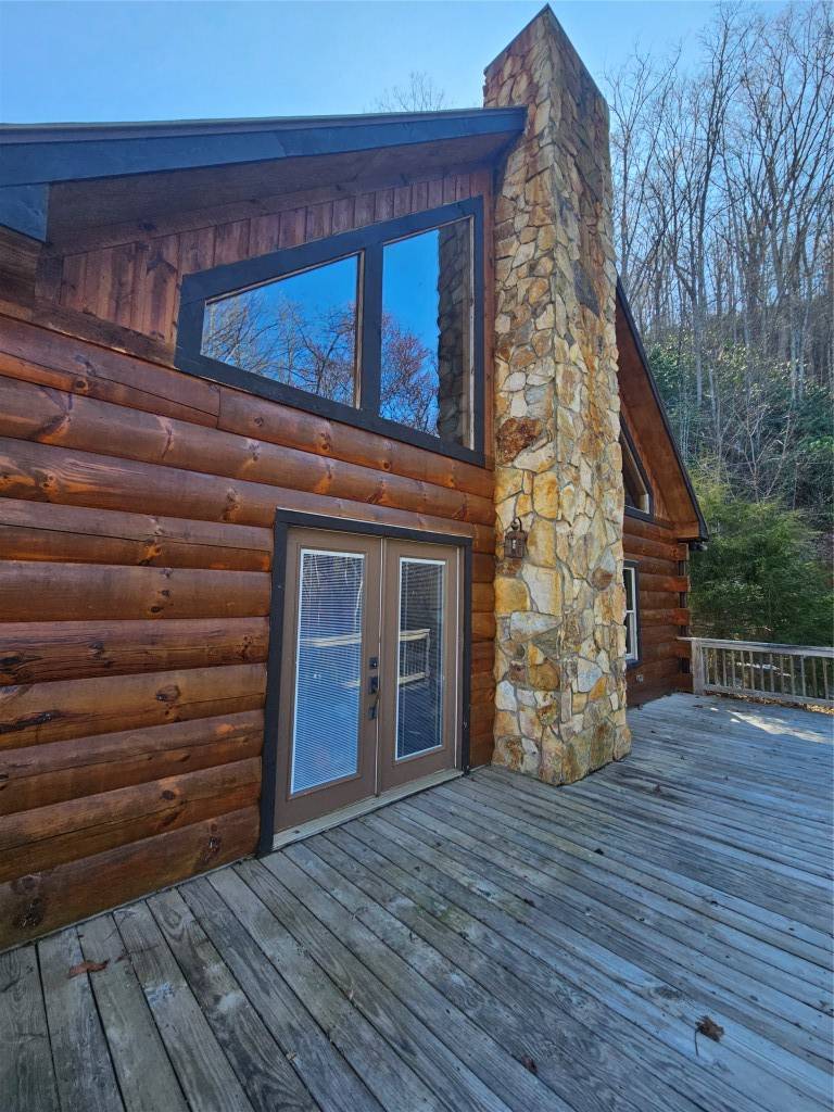 Sylva, NC 28779,460 Plainview RDG