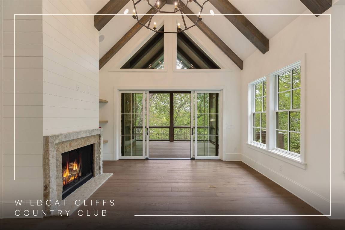 Highlands, NC 28741,2608 Magnolia DR
