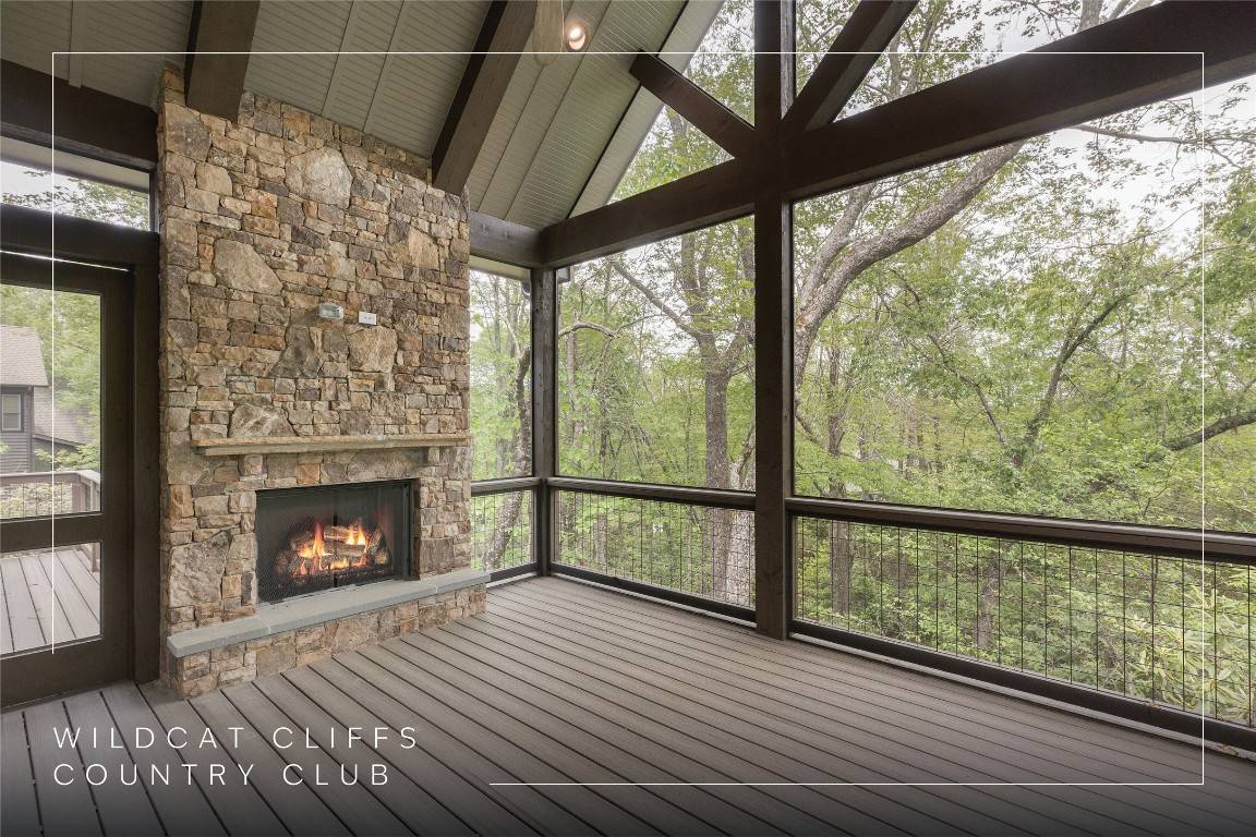 Highlands, NC 28741,2608 Magnolia DR