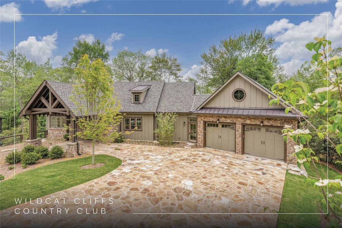 Highlands, NC 28741,2608 Magnolia DR