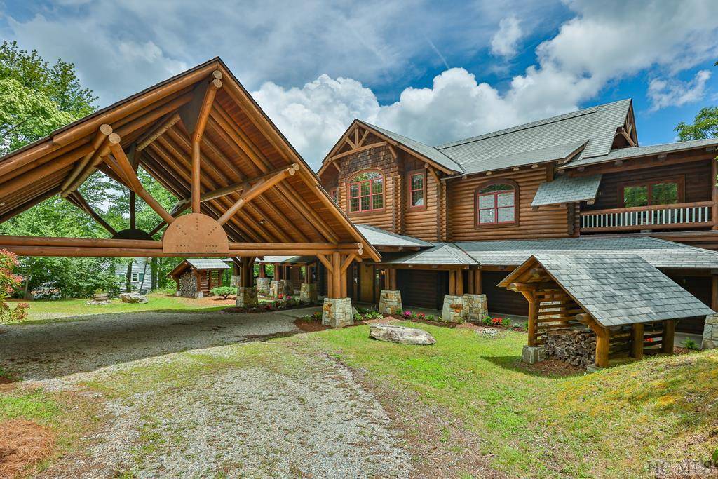 Highlands, NC 28741,764 Hardscrabble Ridge RD