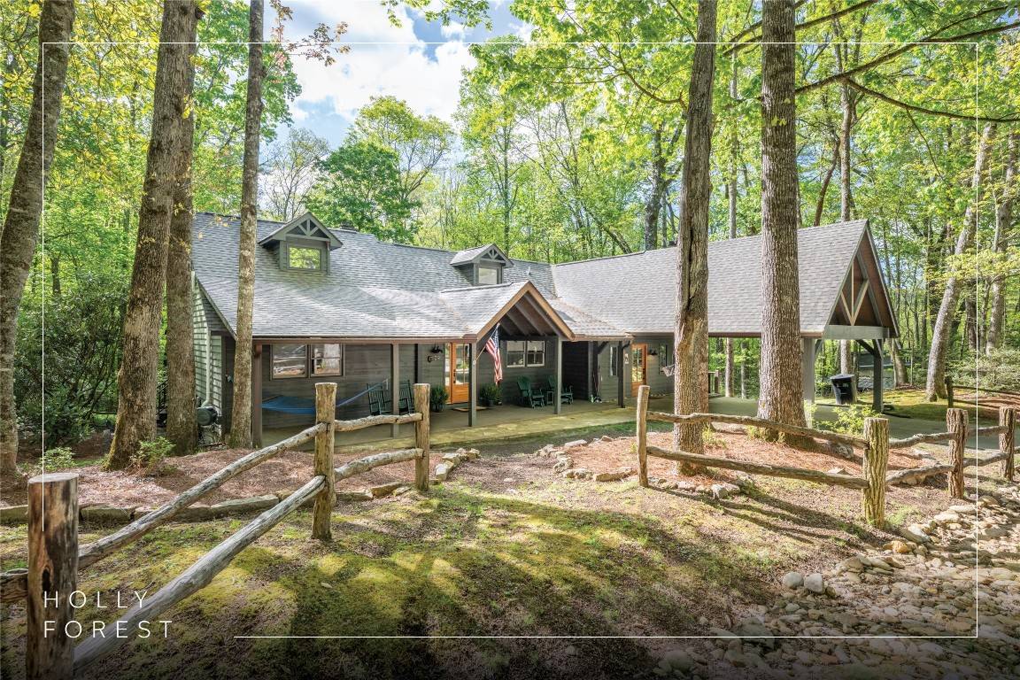 Sapphire, NC 28774,79 Azalea CT