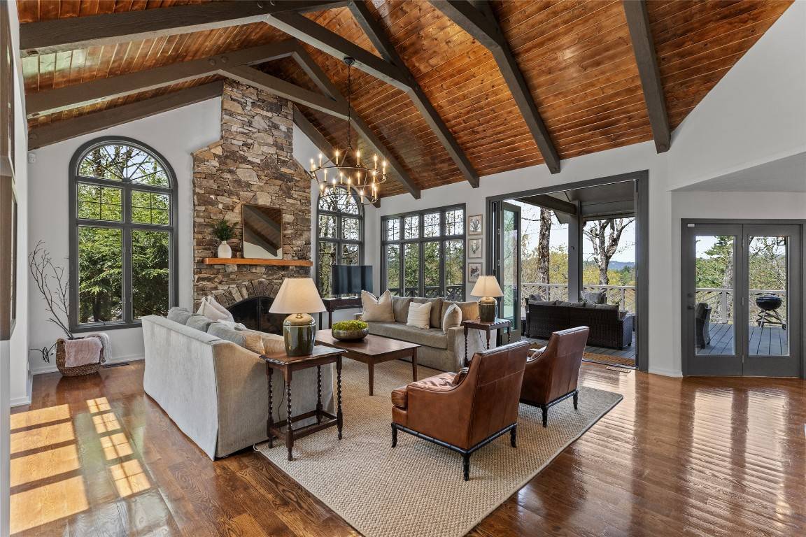 Cashiers, NC 28717,5 Millwood LN