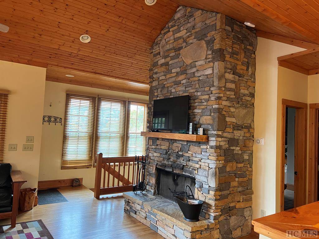 Cashiers, NC 28717,35-B Portland RDG #B