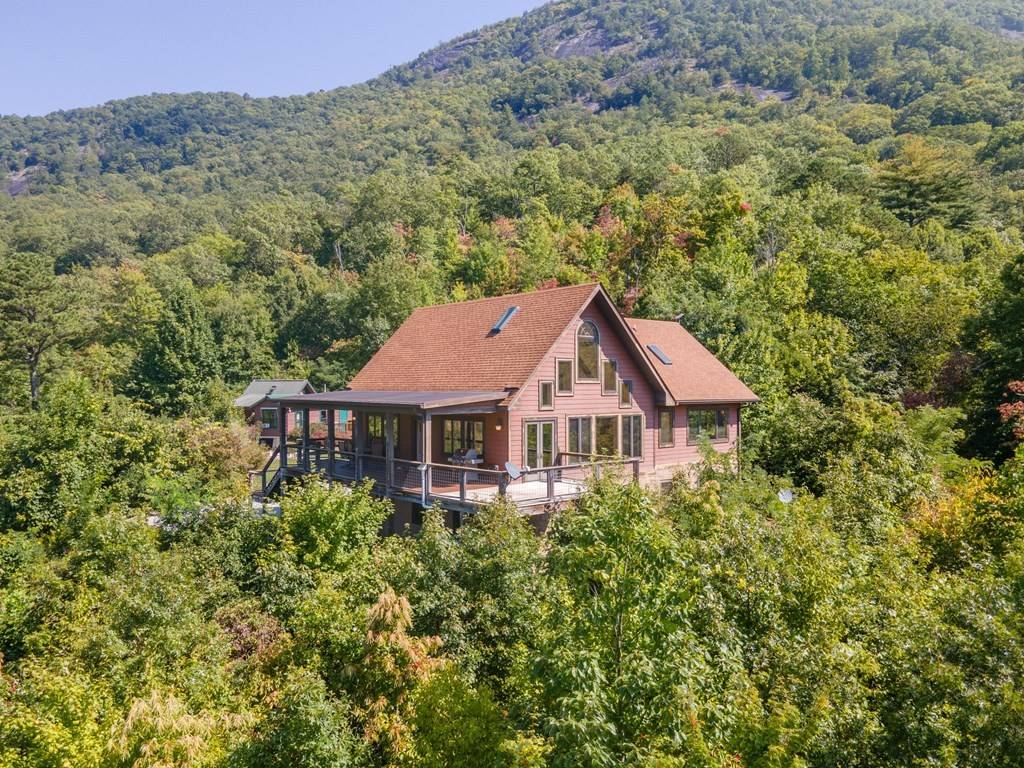 Franklin, NC 28734,37 Jones Knob RD