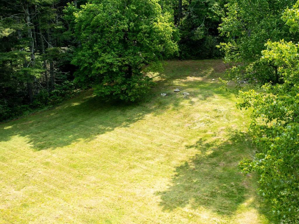 Highlands, NC 28741,365 Foreman RD