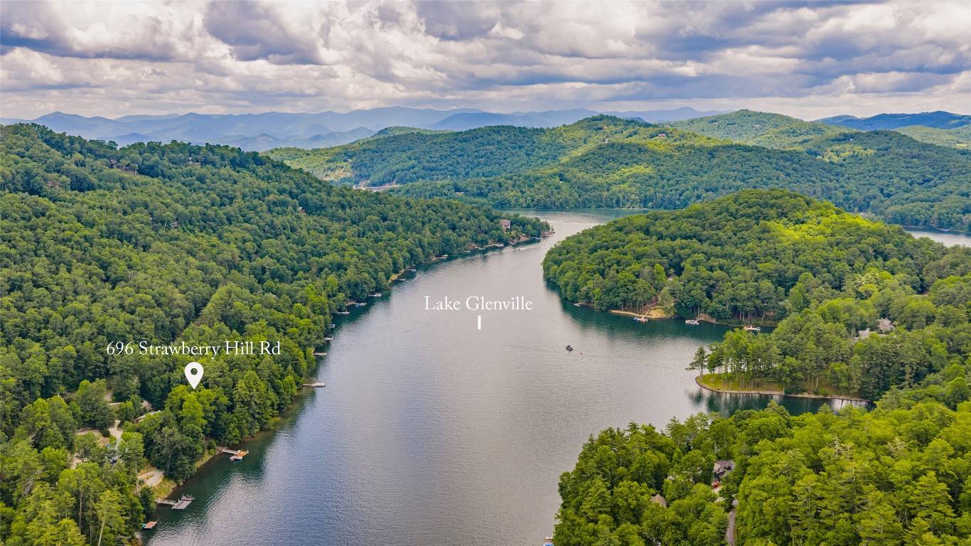 Cullowhee, NC 28723,696 Strawberry Hill RD