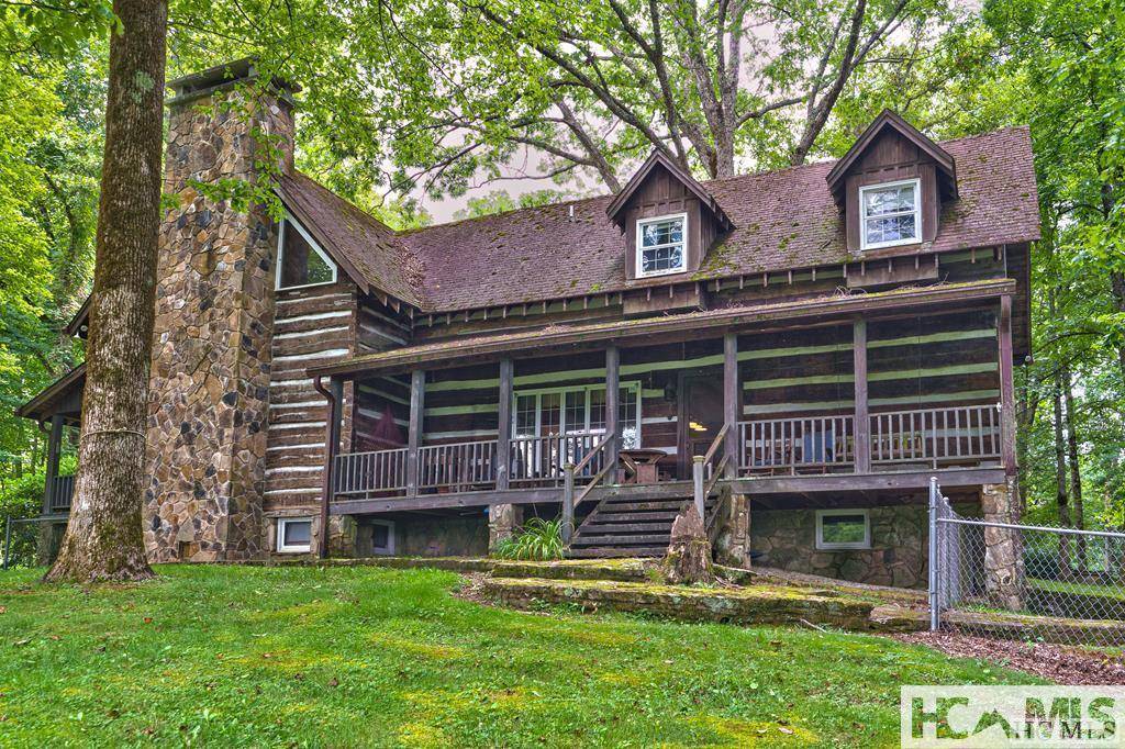 Scaly Mountain, NC 28775,451 Buck Knob RD