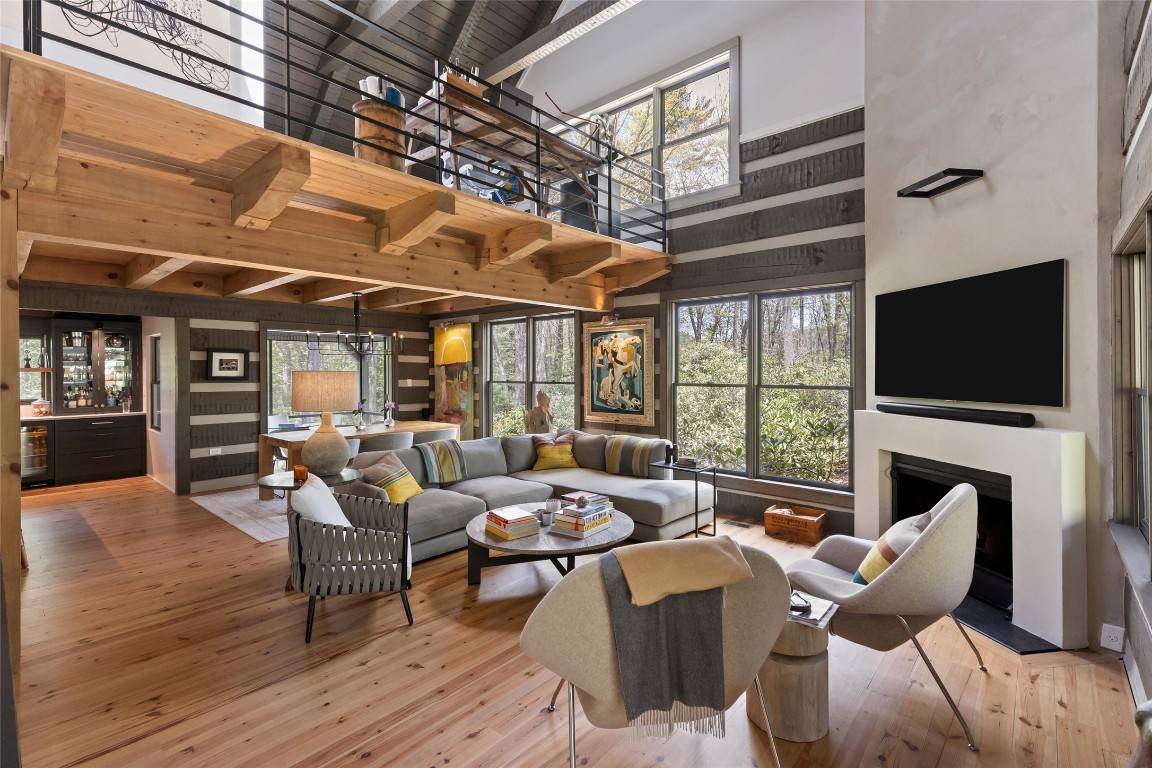 Highlands, NC 28741,42 W Black Rock CIR