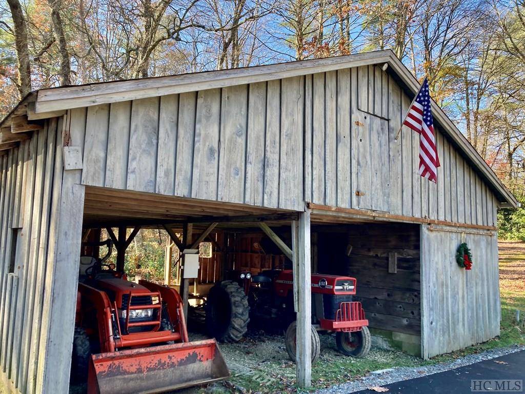 Highlands, NC 28741,555 &537 N 5th ST