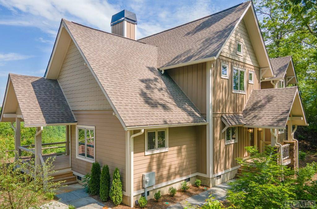 Tuckasegee, NC 28783,346 Birdymay DR
