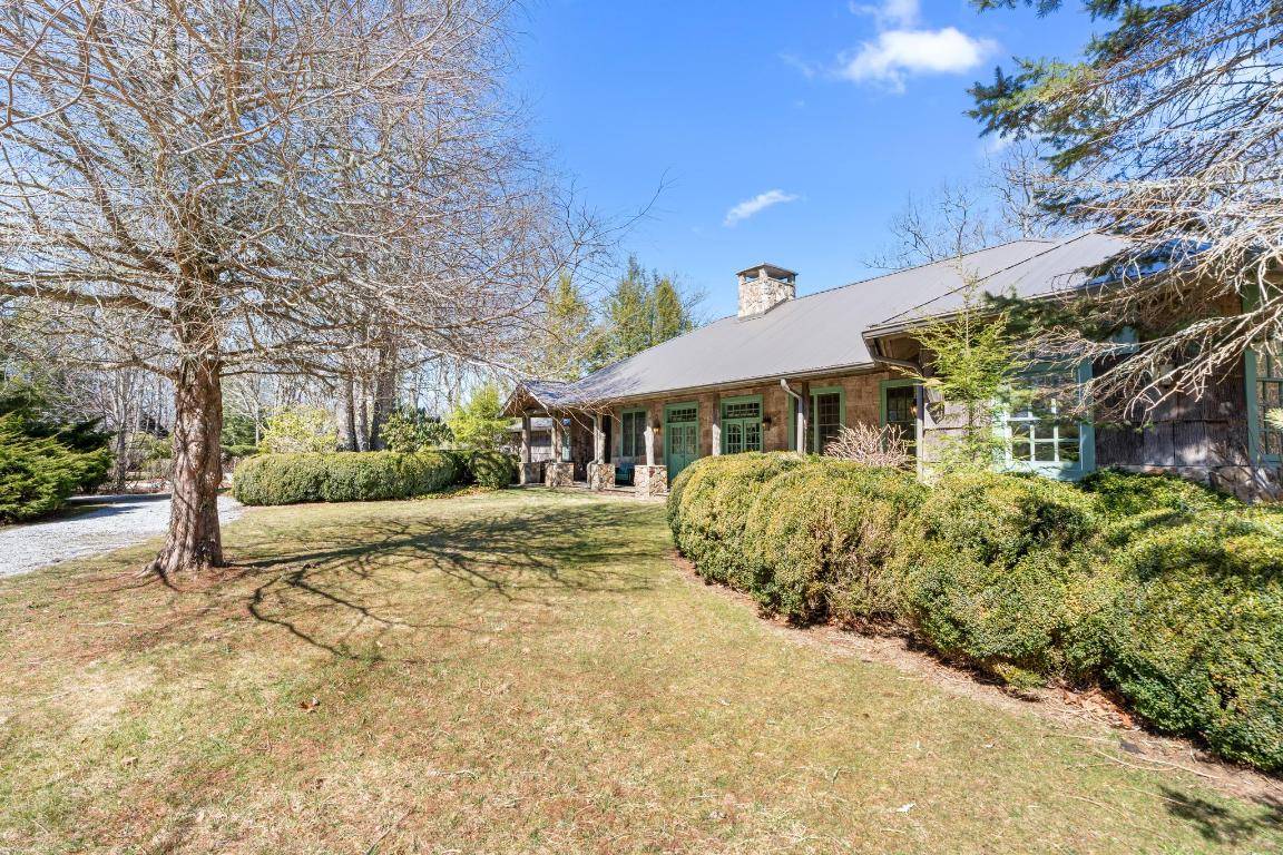 Highlands, NC 28741,1376 Highgate RD