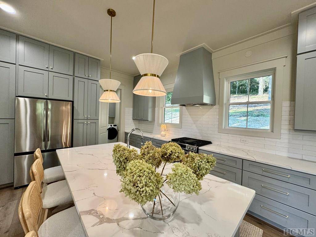 Cashiers, NC 28717,138 Laurel Meadow WAY