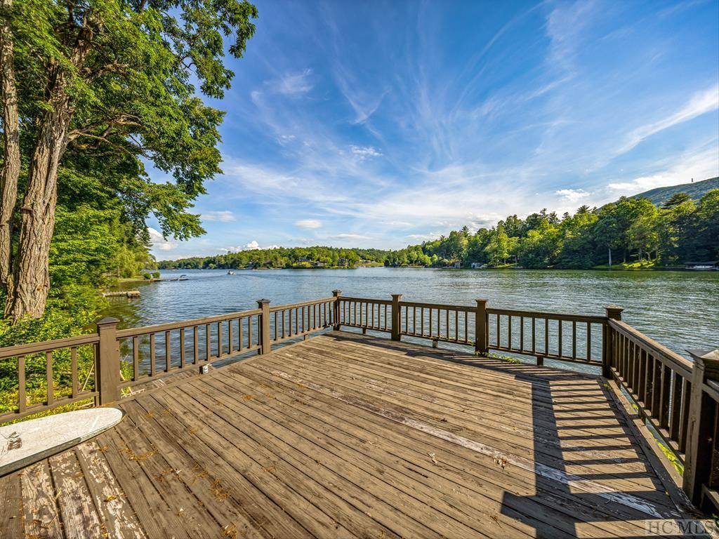 Lake Toxaway, NC 28747,1923 Cold Mountain RD