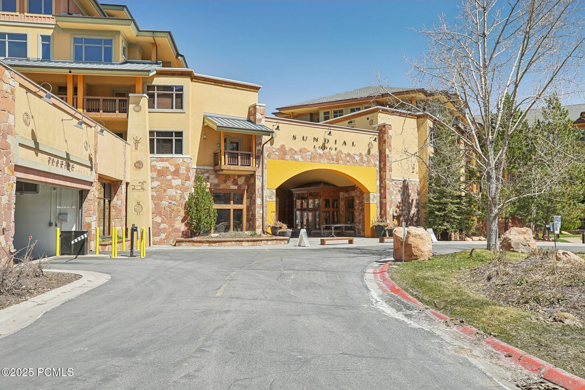 Park City, UT 84098,3720 N Sundial CT Court #Cg02