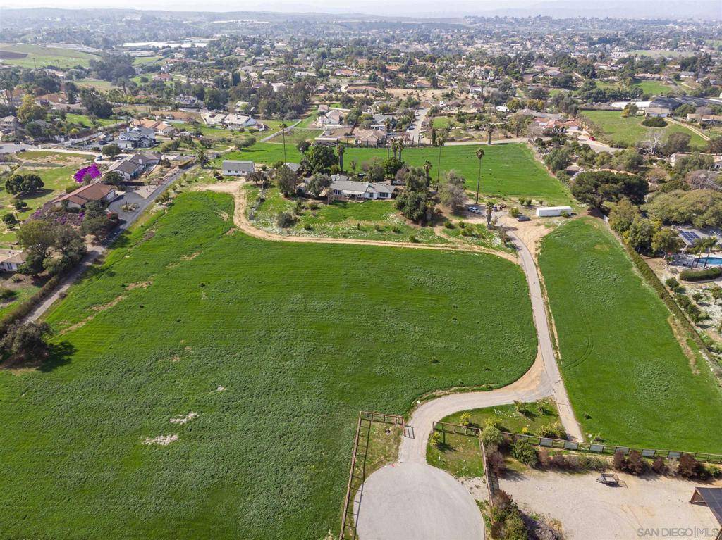 Fallbrook, CA 92028,3 Grey Rabbit Hollow Ln