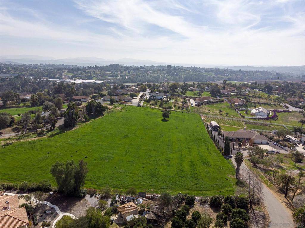 Fallbrook, CA 92028,3 Grey Rabbit Hollow Ln