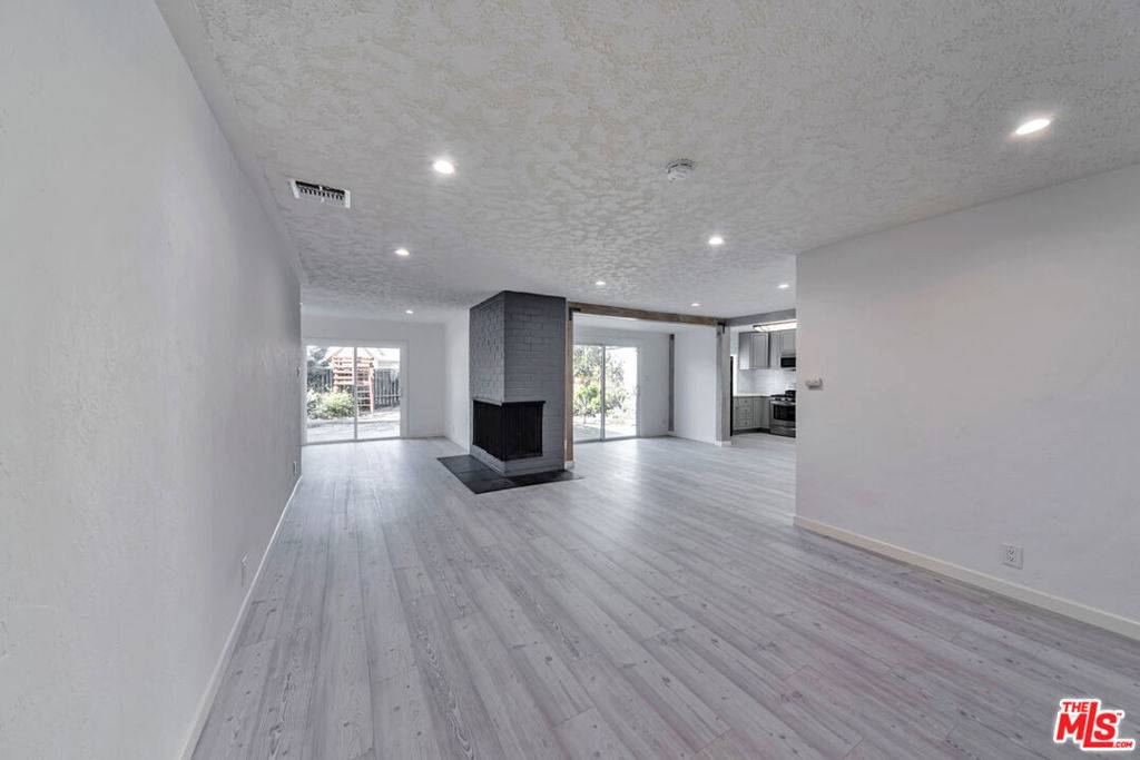 Granada Hills, CA 91344,11249 Gaynor AVE