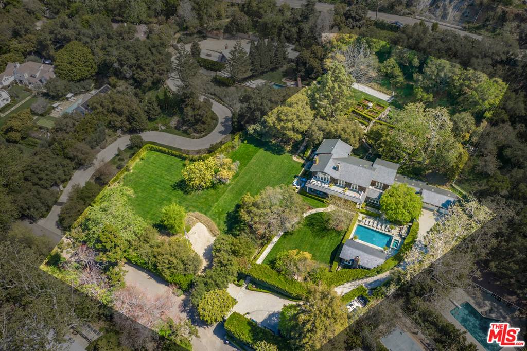 Pacific Palisades, CA 90272,14100 Rustic LN