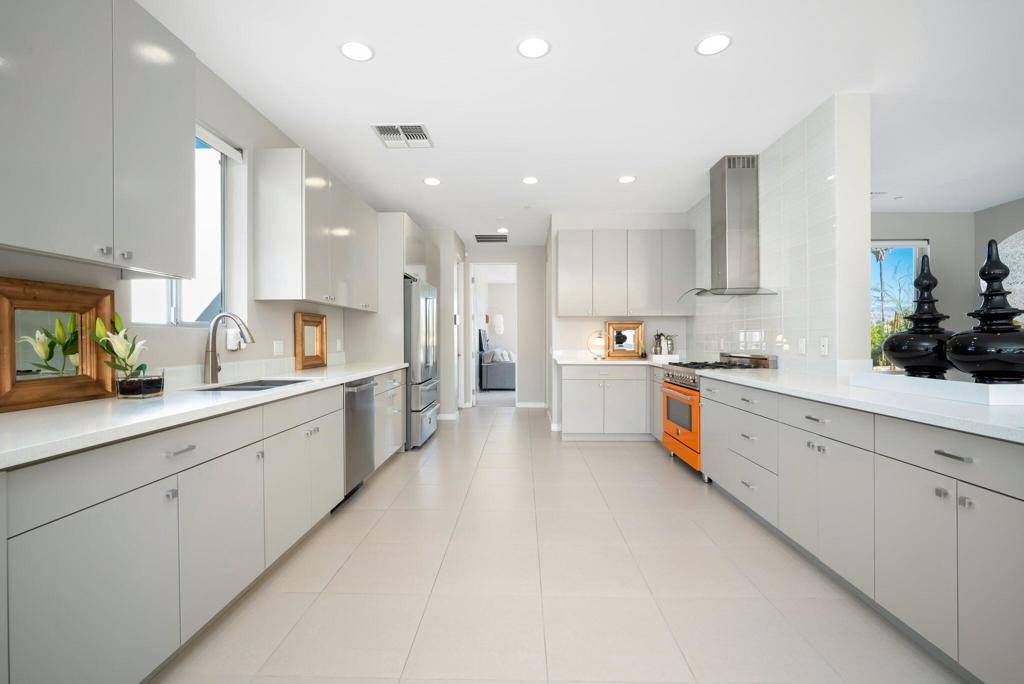 Palm Springs, CA 92262,2101 Acacia RD E