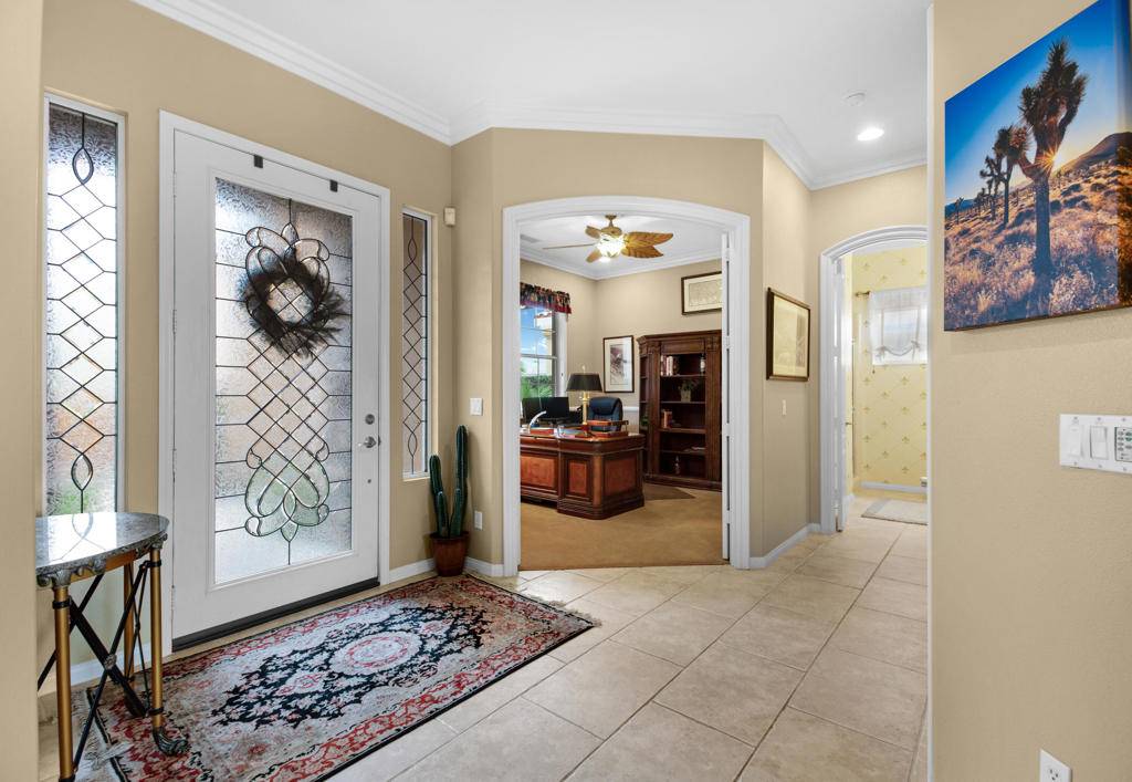 La Quinta, CA 92253,81811 Prism DR