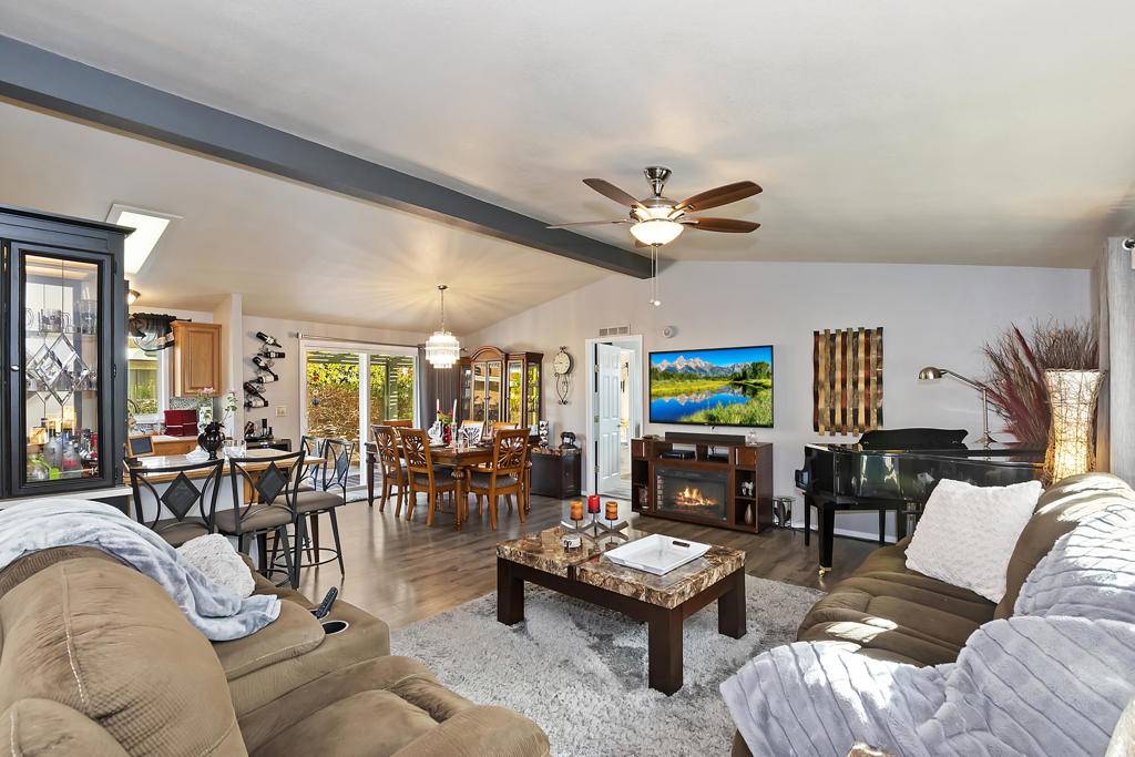 Thousand Palms, CA 92276,34912 Tioga