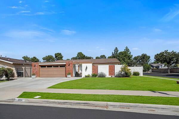 Placentia, CA 92870,1234 Verona PL