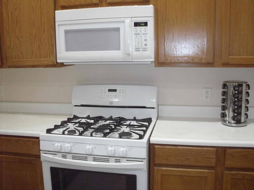 Thousand Palms, CA 92276,33880 Bell RD