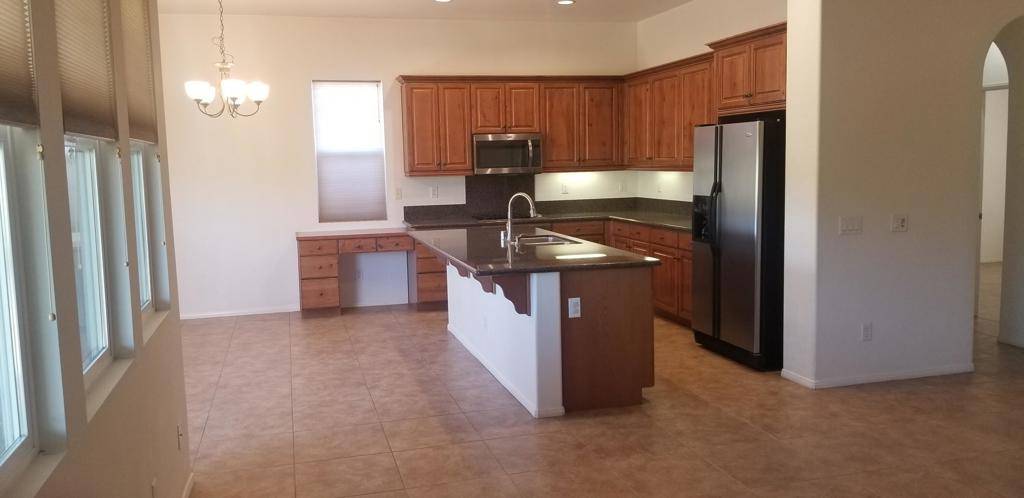 Palm Desert, CA 92211,42375 Warner TRL
