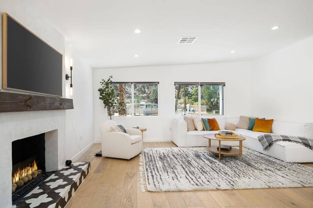 Indian Wells, CA 92210,77110 Desi Drive