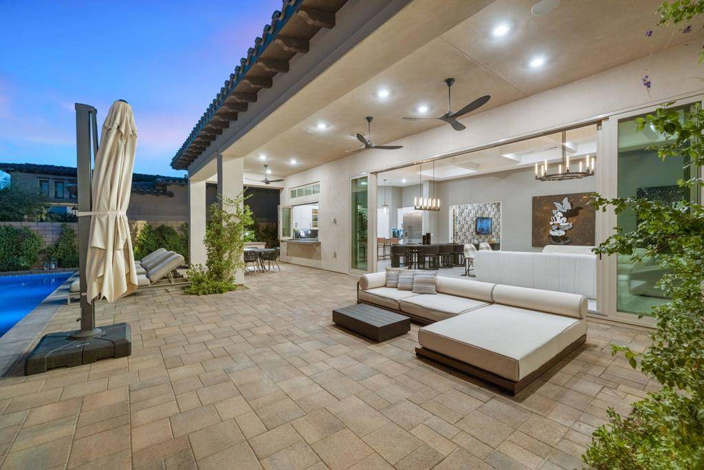 La Quinta, CA 92253,81670 Haflinger WAY