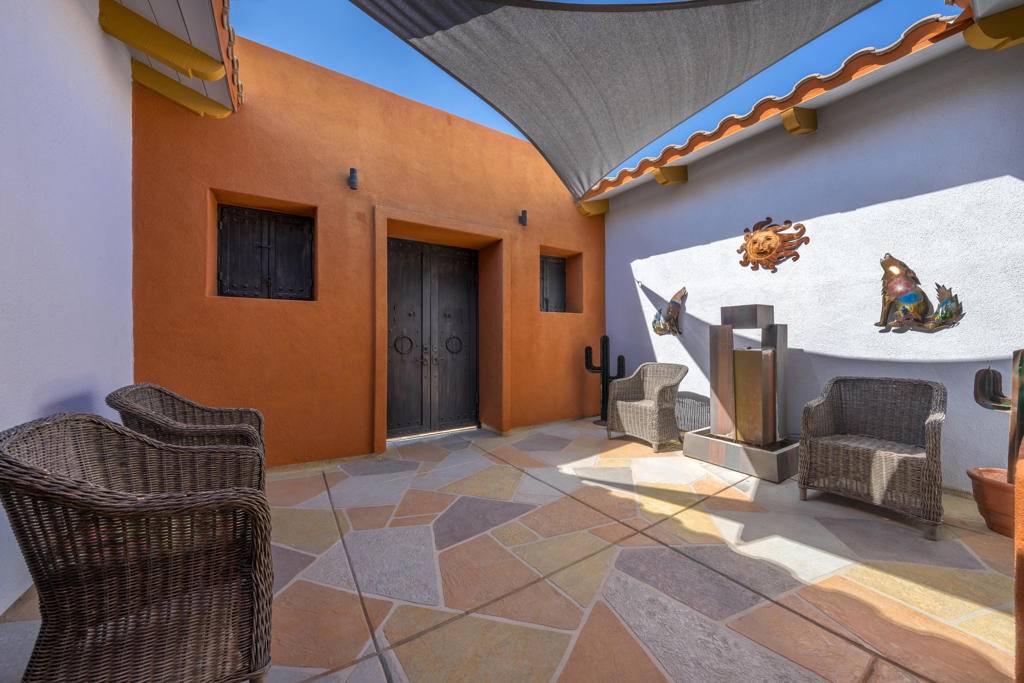 Palm Desert, CA 92260,38738 Desert Mirage DR