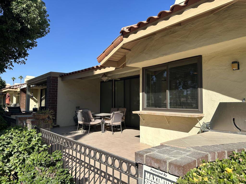 Palm Desert, CA 92260,261 Santa Barbara CIR