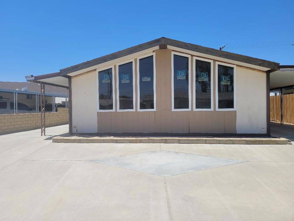 Thousand Palms, CA 92276,33061 Westchester DR