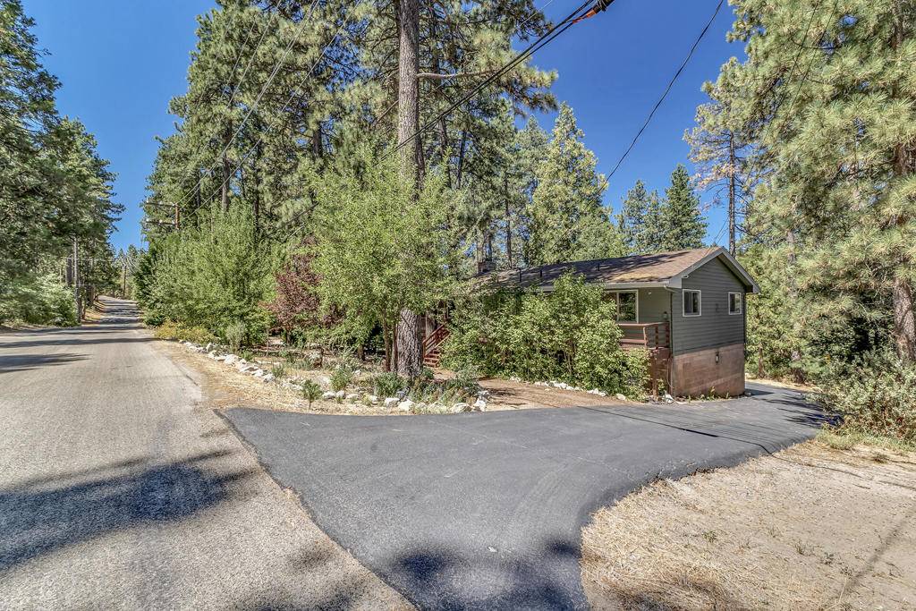 Idyllwild, CA 92549,52780 Idyllmont RD