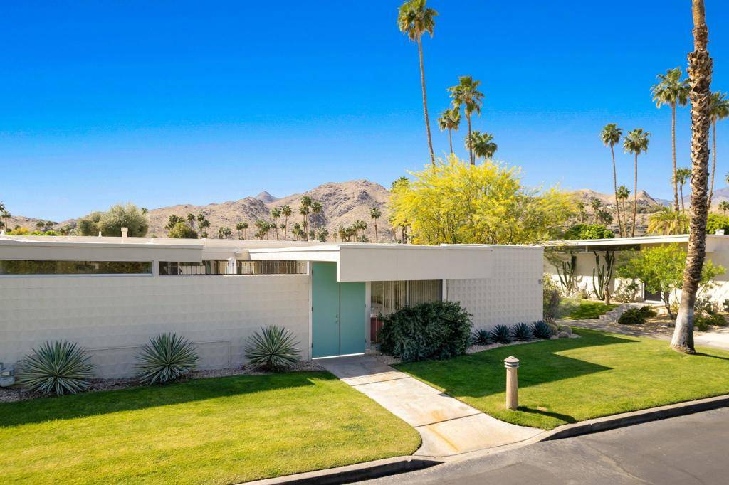 Palm Springs, CA 92264,157 Desert Lakes DR