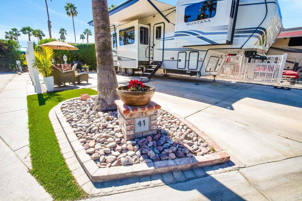 Cathedral City, CA 92234,69411 Ramon RD #41