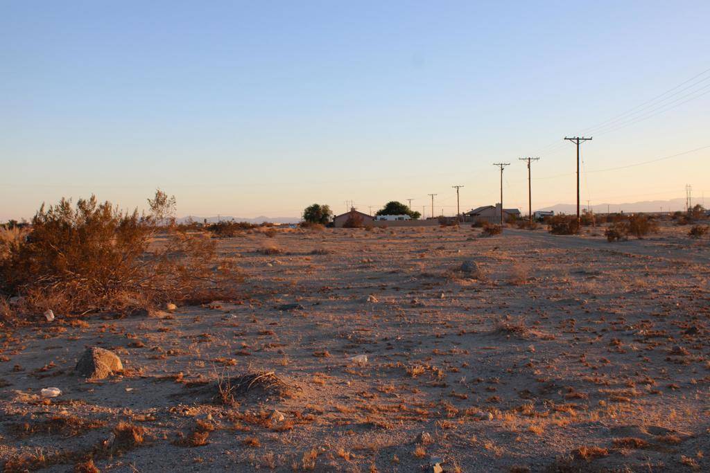 Thermal, CA 92274,2361 Shore Life AVE