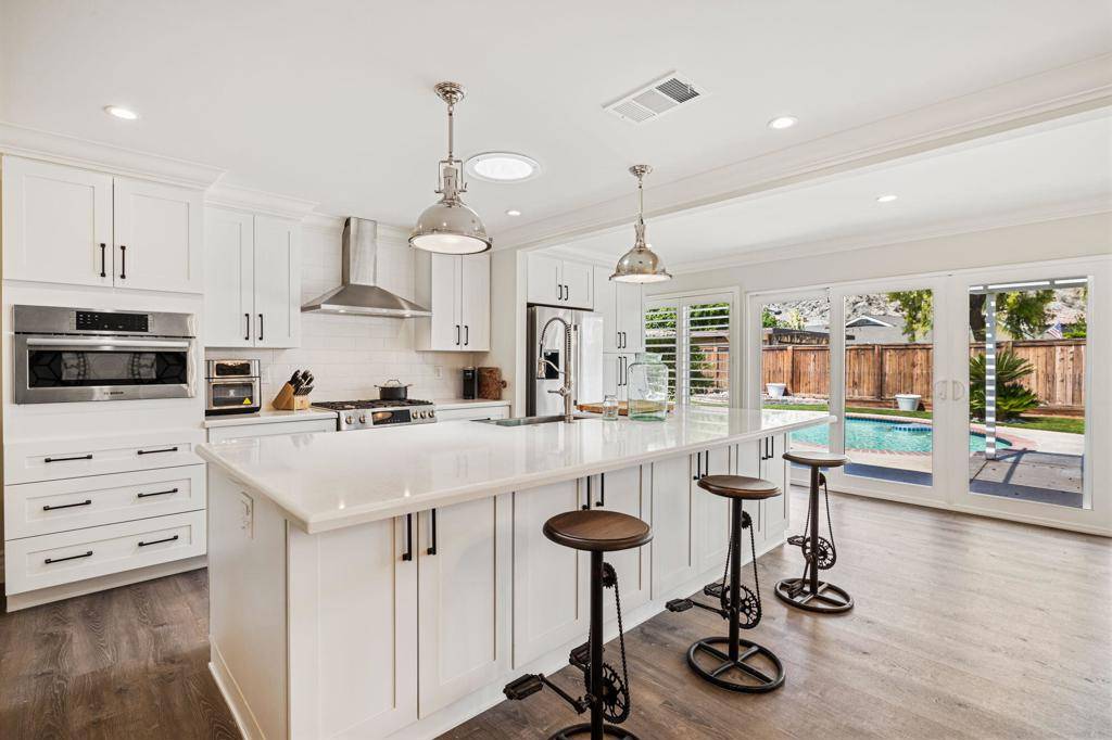 La Quinta, CA 92253,46285 Cameo Palms DR