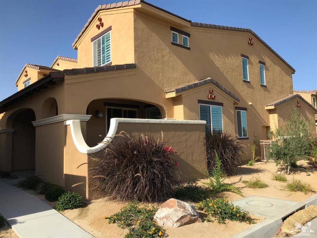 La Quinta, CA 92253,52439 Hawthorn CT
