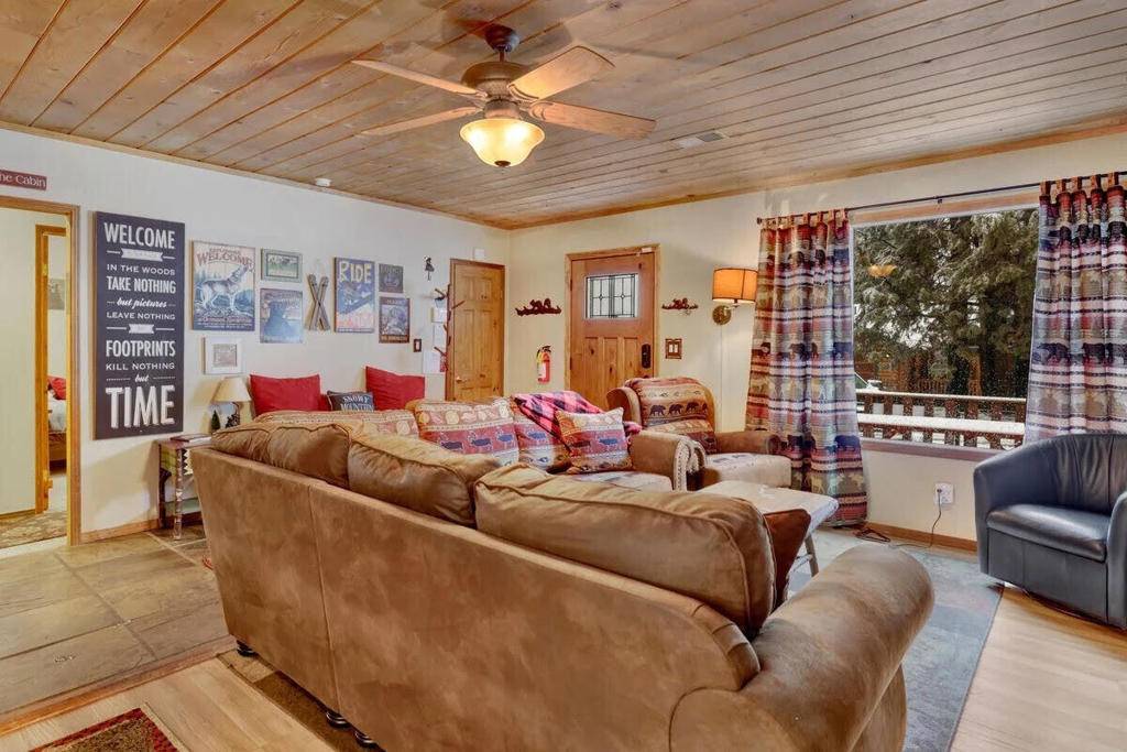 Big Bear, CA 92315,42665 Peregrine AVE